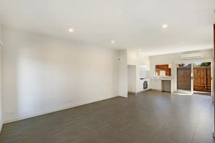Fourth view of Homely townhouse listing, 40 Highlands Road, Thomastown VIC 3074