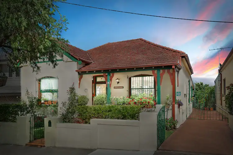 147 Duntroon Street, Hurlstone Park NSW 2193