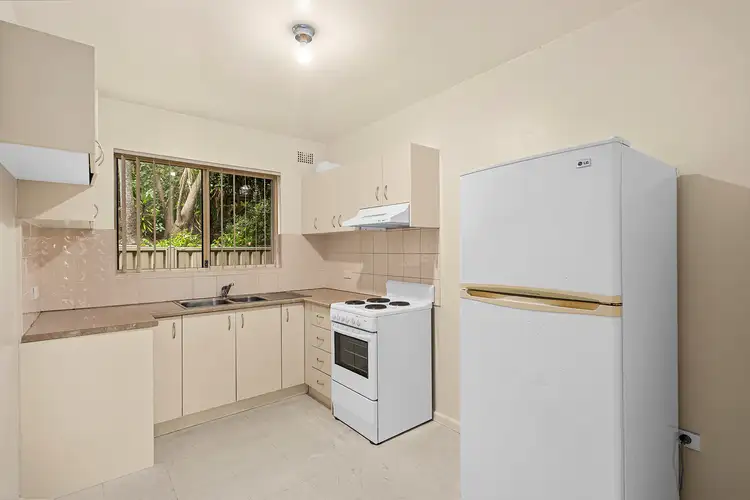 Fourth view of Homely unit listing, 2/17-19 Beatson Street, Wollongong NSW 2500