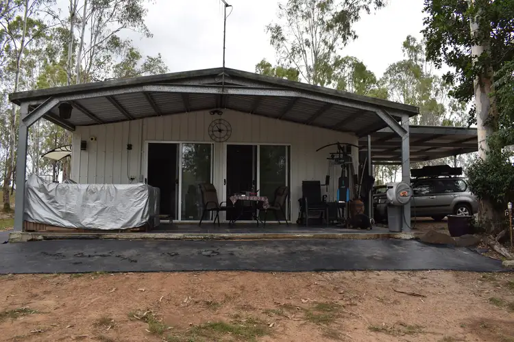 1463 Wallaville Goondoon Road