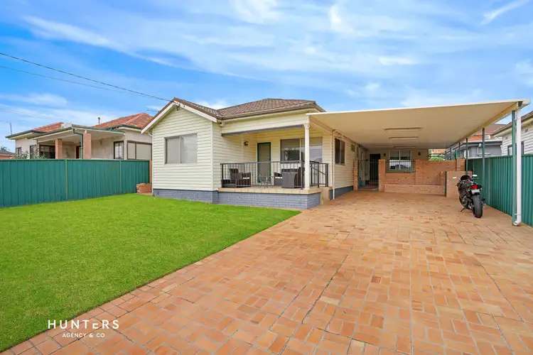 14 Nowra Street