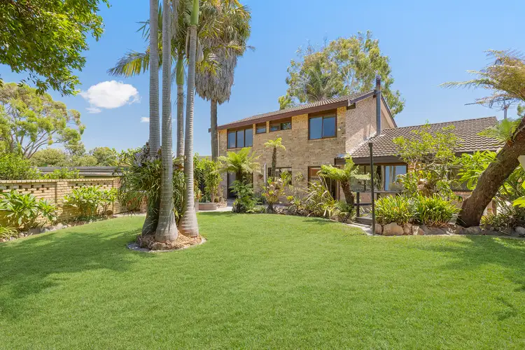 9 Ambleside Street, Wheeler Heights NSW 2097
