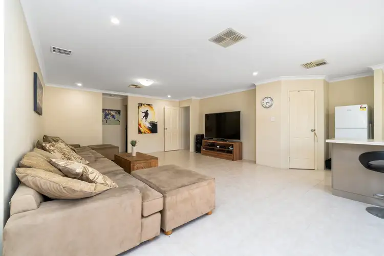 Sixth view of Homely house listing, 20 Minter Way, Aubin Grove WA 6164