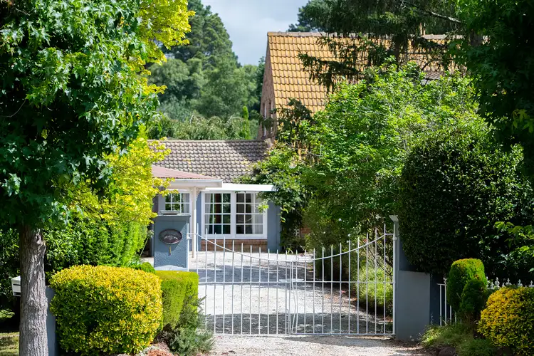 1 Links Road, Burradoo NSW 2576