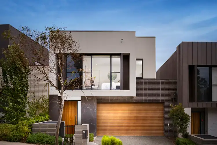 9 Phar Lap Drive, Doncaster VIC 3108