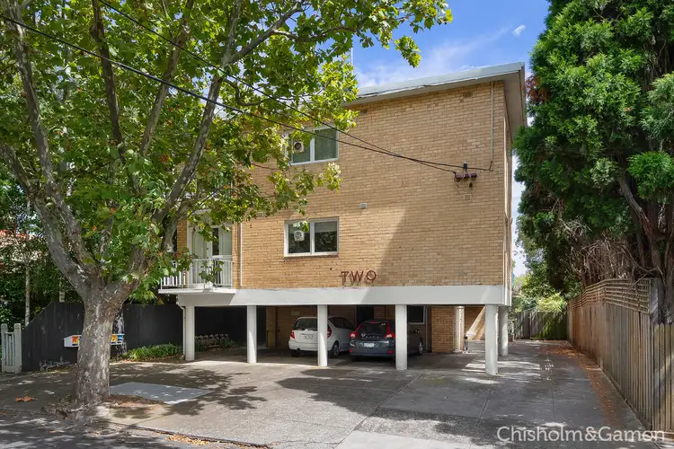 Second view of Homely apartment listing, 2/2 Bendigo Avenue, Elwood VIC 3184