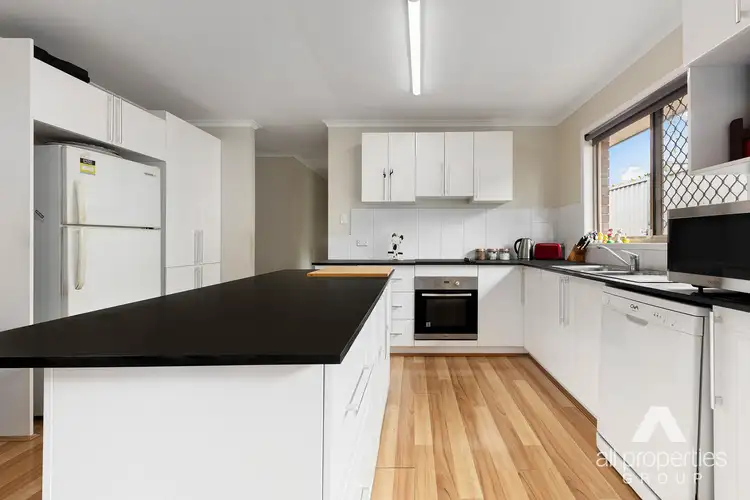Second view of Homely house listing, 3 Lochore Court, Crestmead QLD 4132