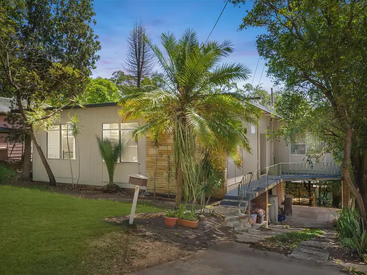 19 Belmore Road, Peakhurst NSW 2210