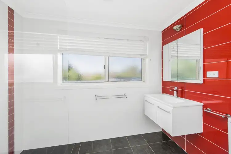 Sixth view of Homely townhouse listing, 2/31 Ross Road, Queanbeyan NSW 2620