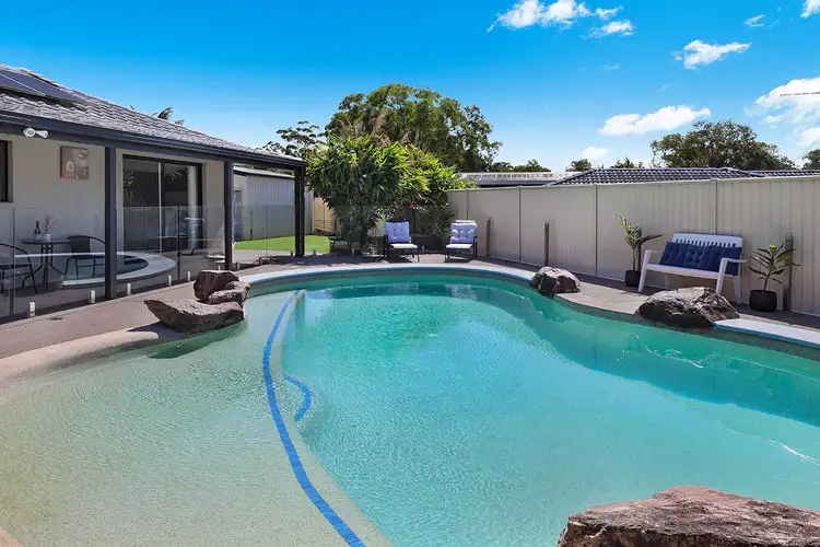 5 Burwood Court, Kuluin QLD 4558