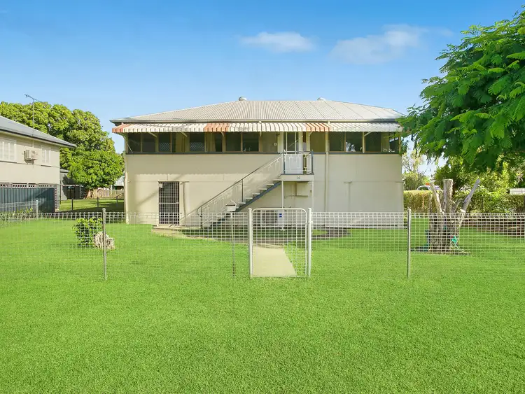 16 Medcraf Street, Park Avenue QLD 4701