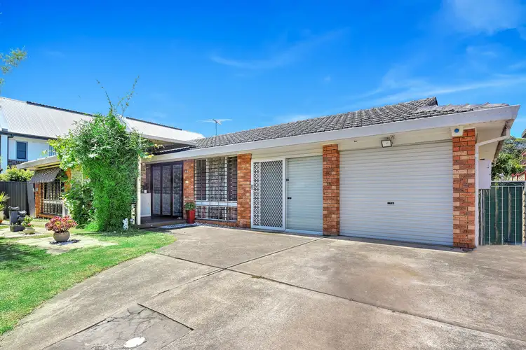 8a Kennington Oval, Auburn NSW 2144