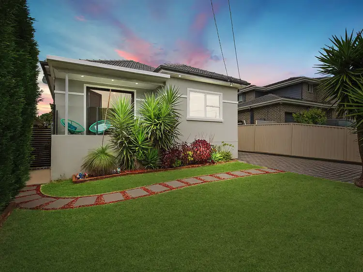 28 Oatley Street, Kingsgrove NSW 2208