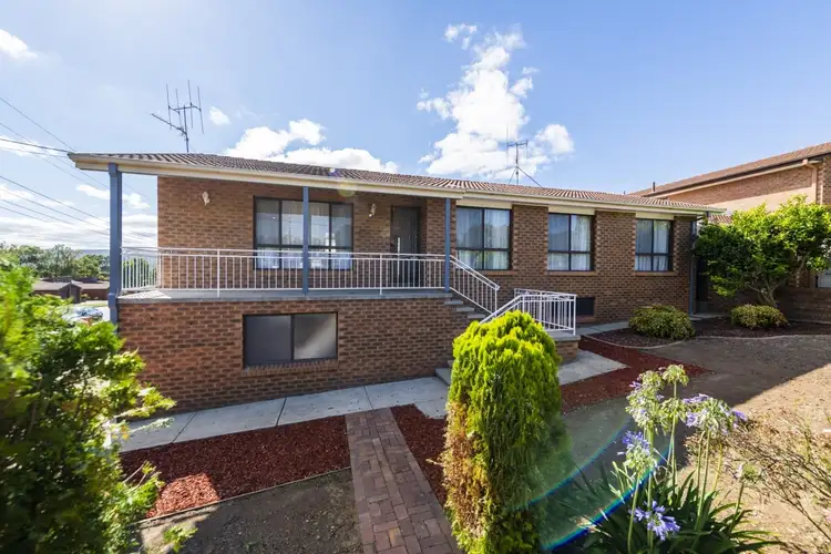 18 Hakea Street, Queanbeyan NSW 2620