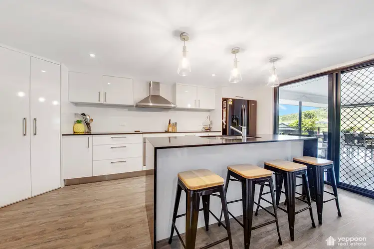 18 Mahogany Way, Lammermoor QLD 4703