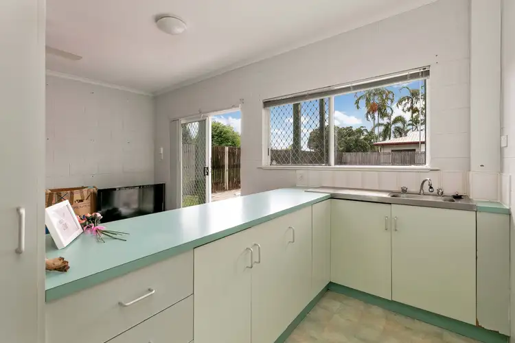 Third view of Homely unit listing, 6/10 Springfield Crescent, Manoora QLD 4870