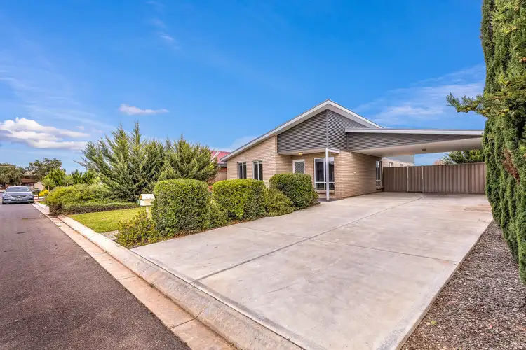 Second view of Homely house listing, 8 Joy Crescent, Murray Bridge SA 5253