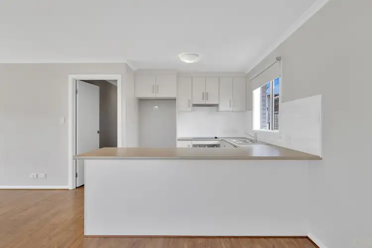 Fifth view of Homely house listing, 8 Joy Crescent, Murray Bridge SA 5253