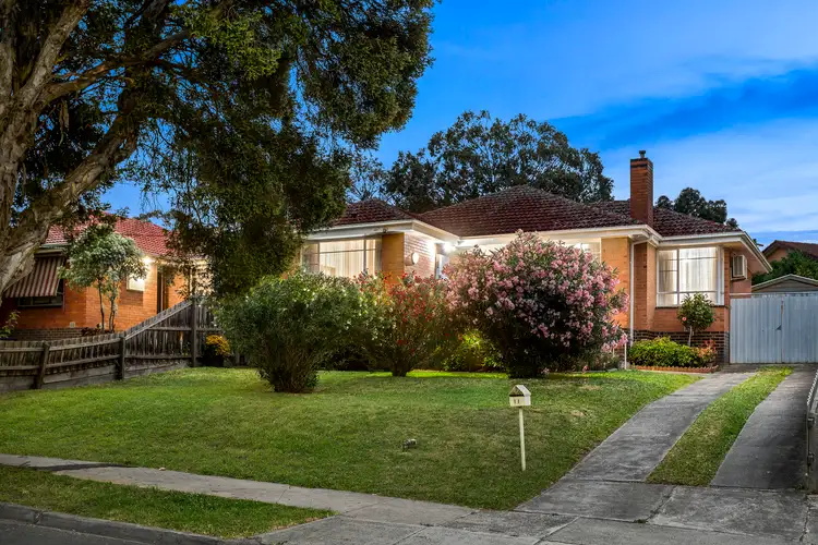 11 Dundee Street, Watsonia North VIC 3087