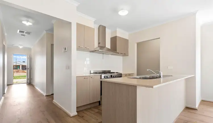Fifth view of Homely house listing, 47 Stonefly Circuit, Weir Views VIC 3338