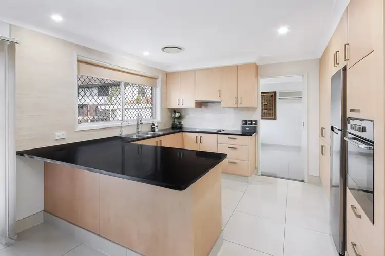 Fourth view of Homely house listing, 7 Sherritt Place, Prairiewood NSW 2176