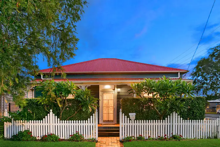 28 Elizabeth Street, Carrington NSW 2294