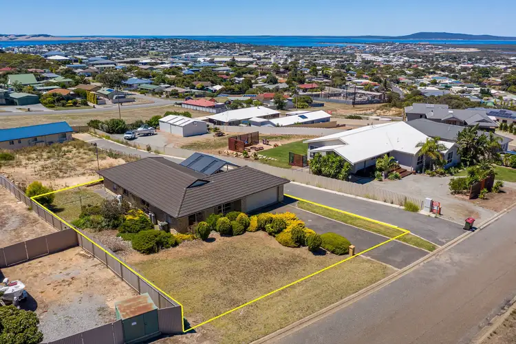 18 Lawson Drive, Port Lincoln SA 5606