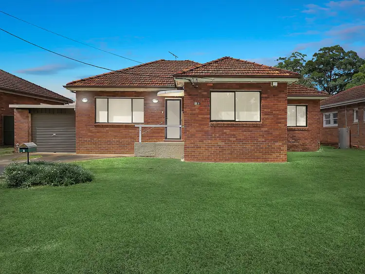 9 Caloola Crescent, Beverly Hills NSW 2209
