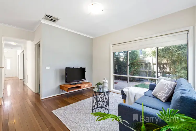 Third view of Homely house listing, 5 Ghostgum Court, Bundoora VIC 3083