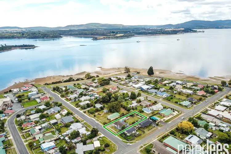 4 Mainwaring Street, Beauty Point TAS 7270