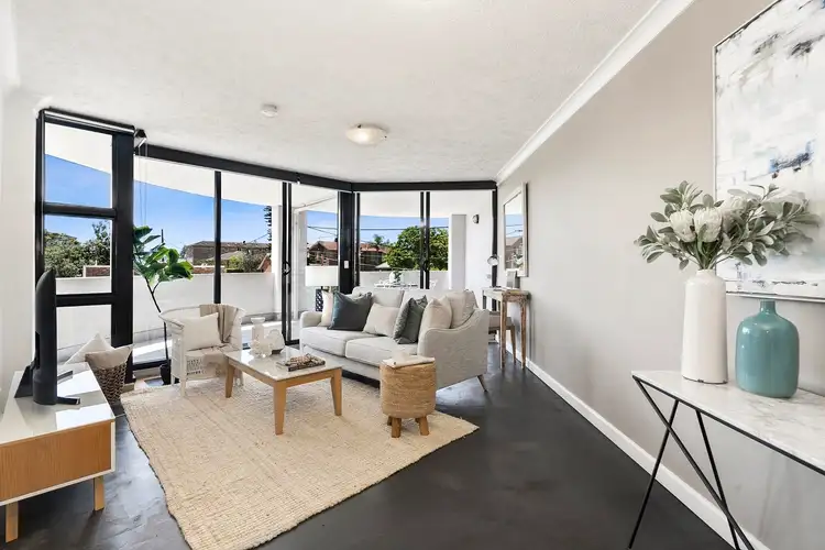 20/20 Waterloo Street