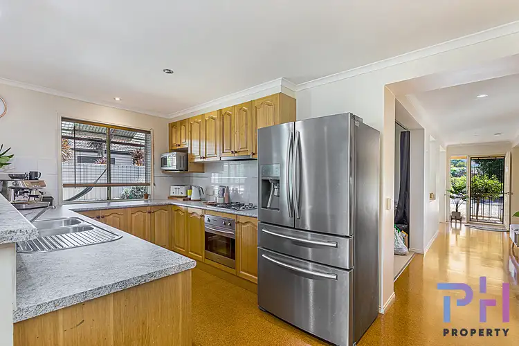 Second view of Homely house listing, 5 Knights Court, Strathfieldsaye VIC 3551