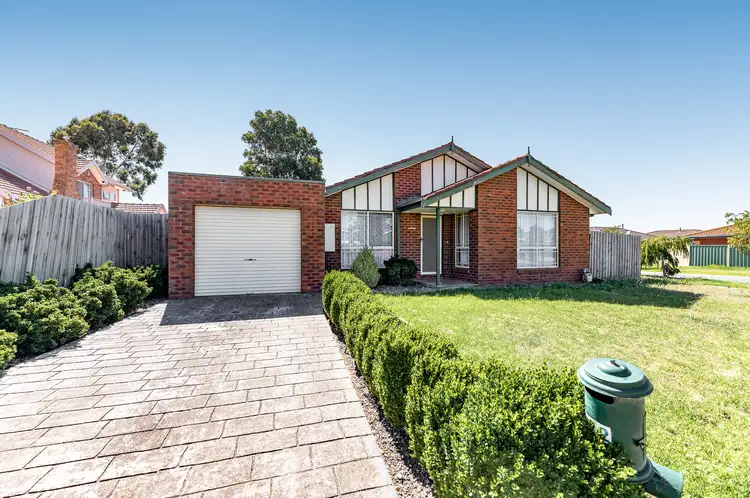 172 Copernicus Way, Keilor Downs VIC 3038