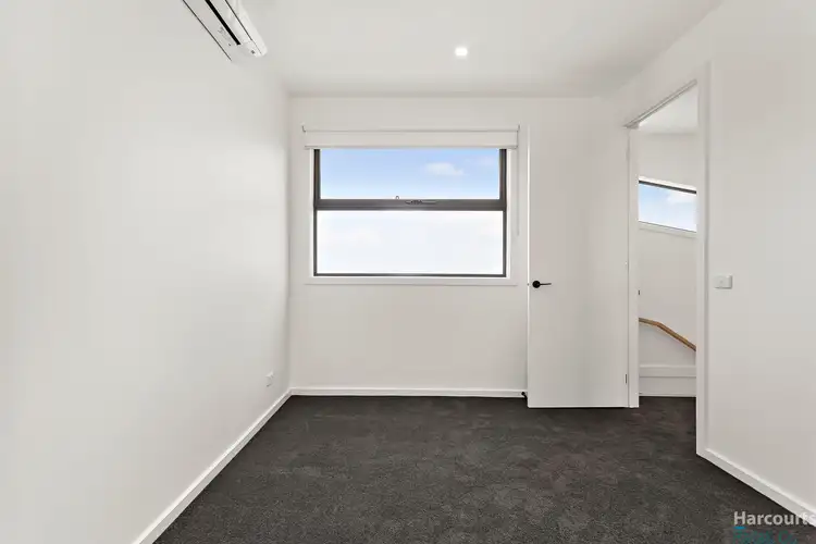 Fifth view of Homely unit listing, 2/8 Mount View Road, Thomastown VIC 3074