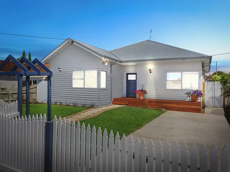 8 Dudley Street, Belmont VIC 3216