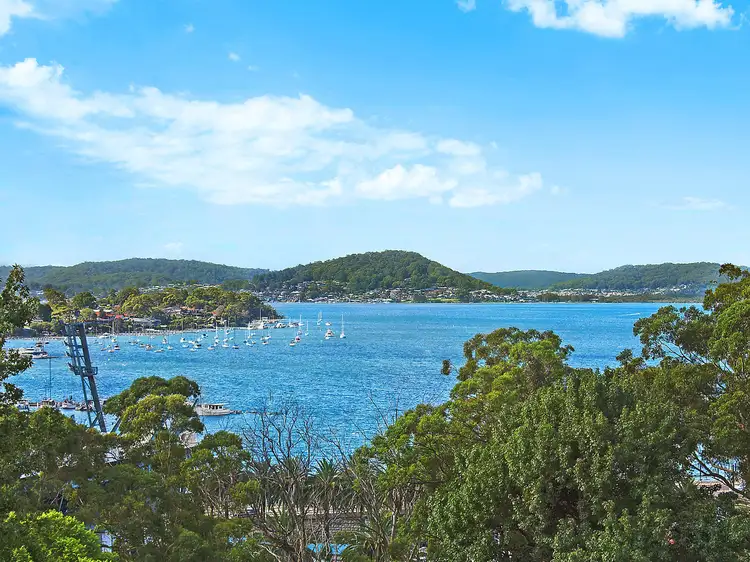 403/72 Donnison Street, Gosford NSW 2250
