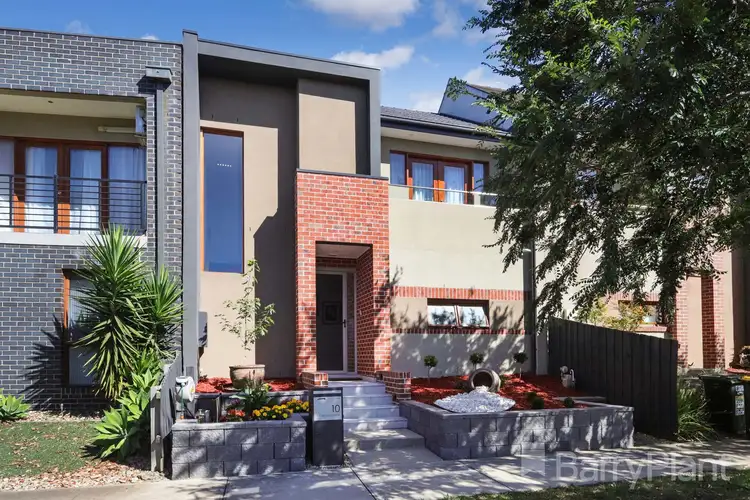 Main view of Homely townhouse listing, 10/1-5 Heversham Grove, Greenvale VIC 3059