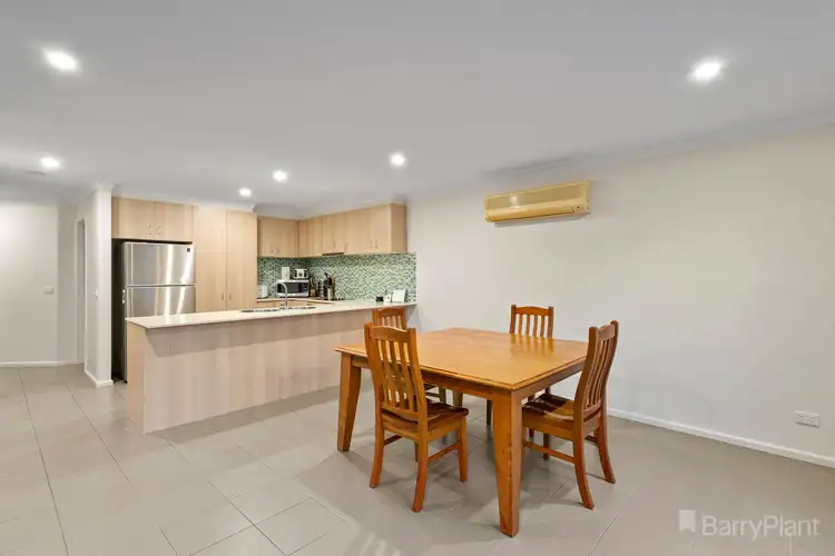 Second view of Homely house listing, 7 Tangelo Terrace, Pakenham VIC 3810