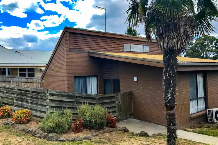 Main view of Homely house listing, 1/8-10 Roseneath Street, Traralgon VIC 3844