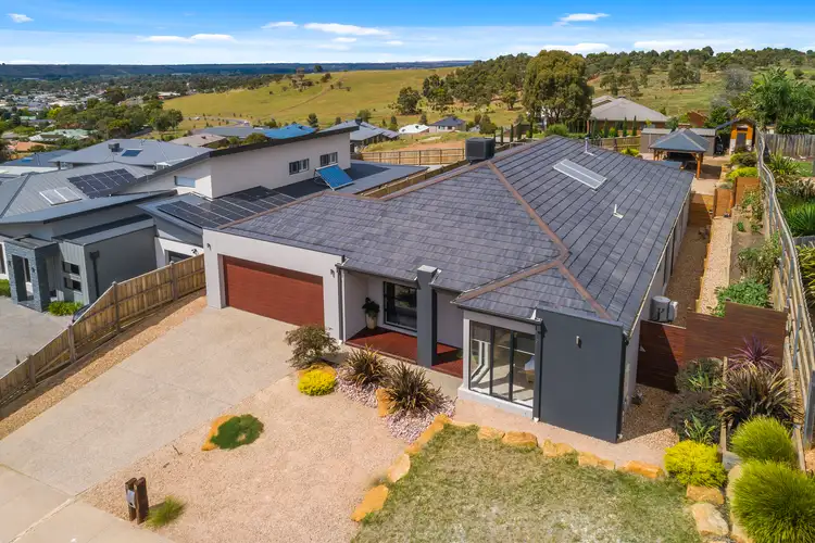 30 Darley Drive, Darley VIC 3340