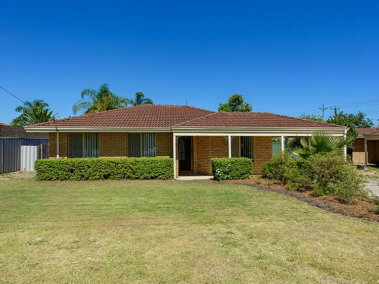 2/42 Alexander Road, Rivervale WA 6103