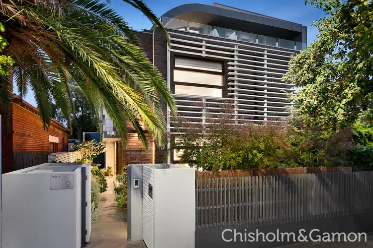 2/2 Marine Avenue, St Kilda VIC 3182