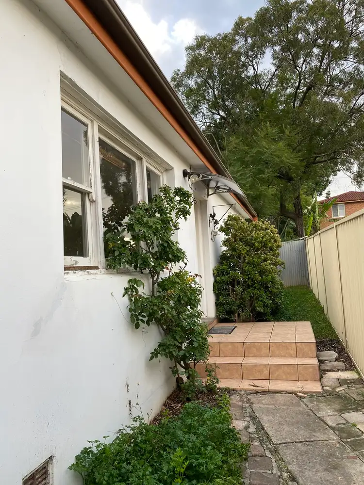 92A Stephen Street