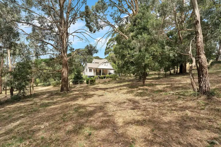 450 Gordon Egerton Road, Mount Egerton VIC 3352