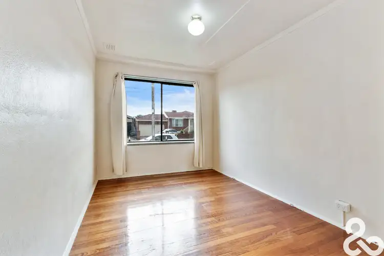 Fifth view of Homely house listing, 18 Rosedale Crescent, Dallas VIC 3047