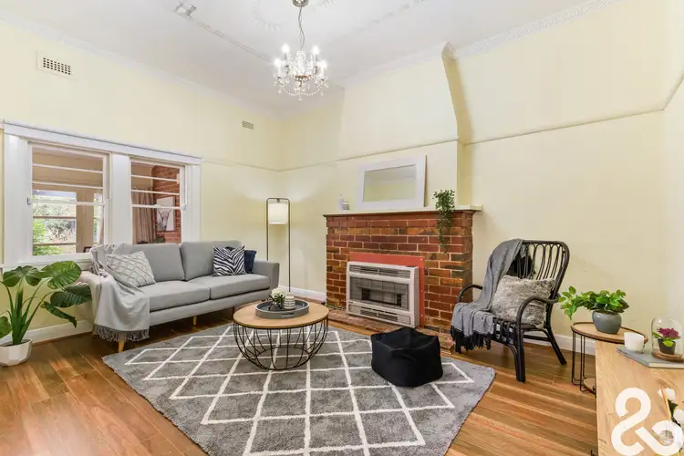 10 Verdun Grove, Reservoir VIC 3073