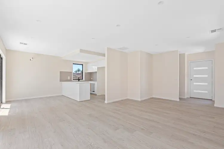 Second view of Homely unit listing, 3/30 Hannah Avenue, Hillside VIC 3037
