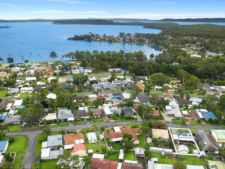 Fourth view of Homely house listing, 41 Warrina Avenue, Summerland Point NSW 2259