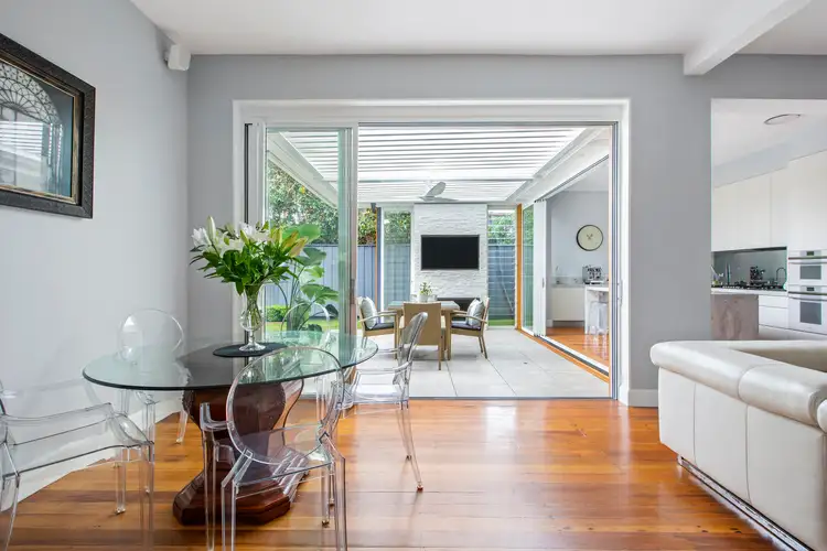 2 Evelyn Street, Greenwich NSW 2065