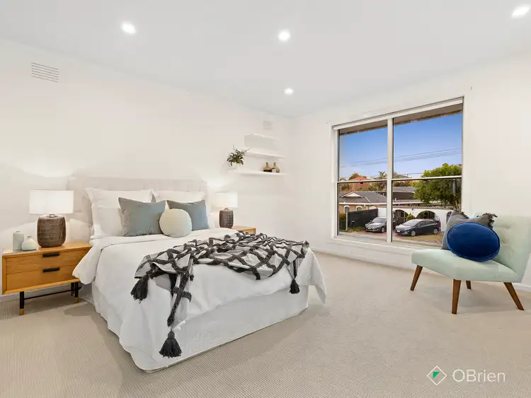 Fifth view of Homely house listing, 8 Yarra Court, Mentone VIC 3194